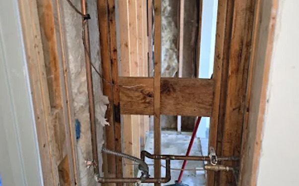 Frozen Pipe Water Removal in Ives Estates, FL